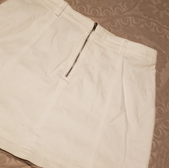 Forever 21 Skirt - Picture 3 of 4